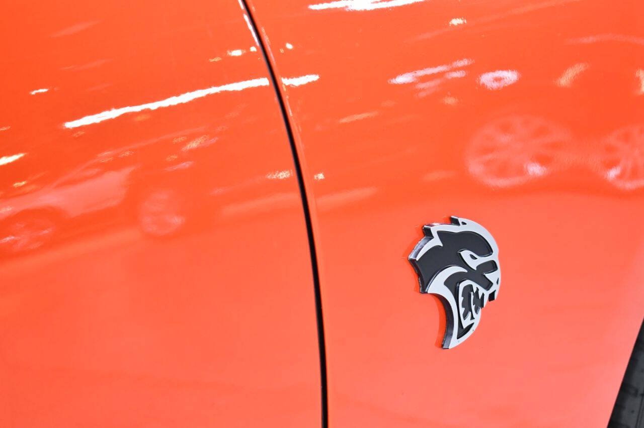 Used 2016 Dodge Charger SRT Hellcat w/ Harman/Kardon Audio Group RWD image 9