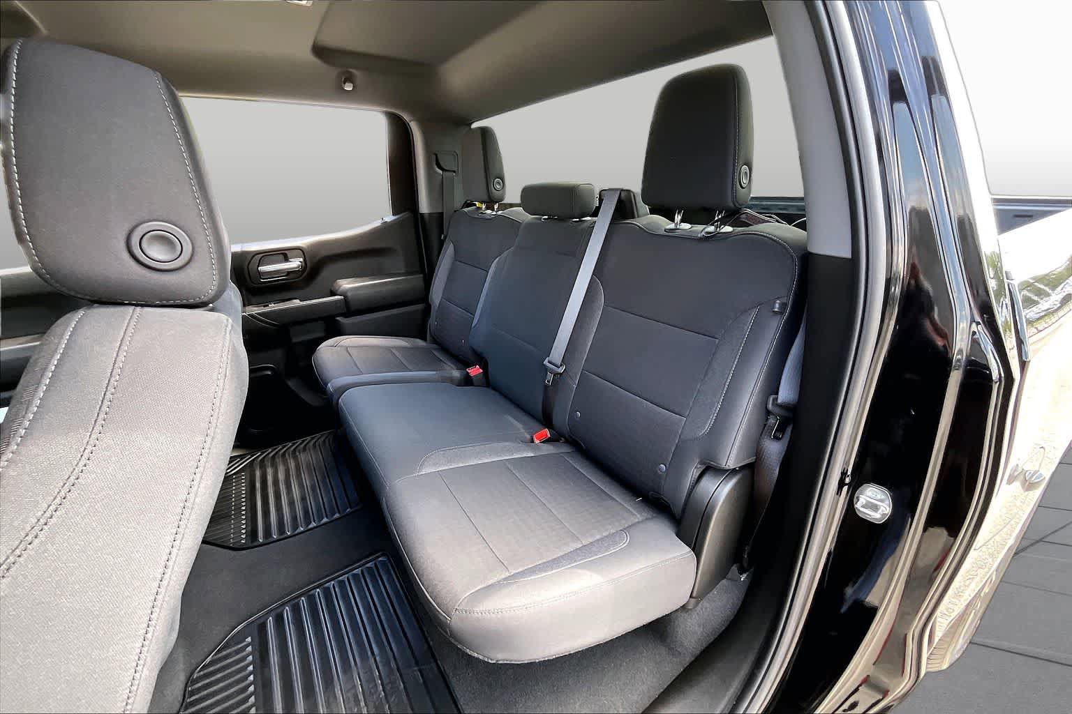 Used 2024 Chevrolet Silverado 1500 Custom RWD image 18