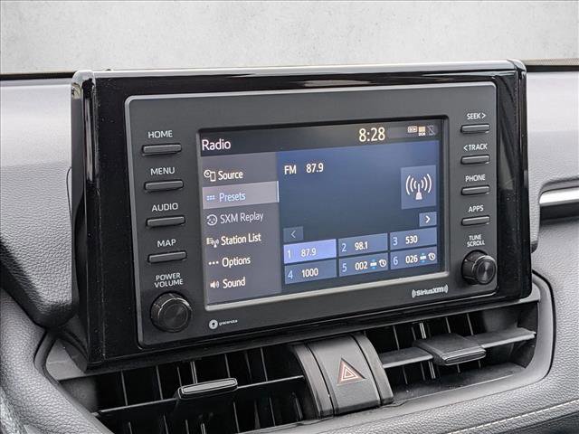 Used 2022 Toyota RAV4 XLE FWD image 12