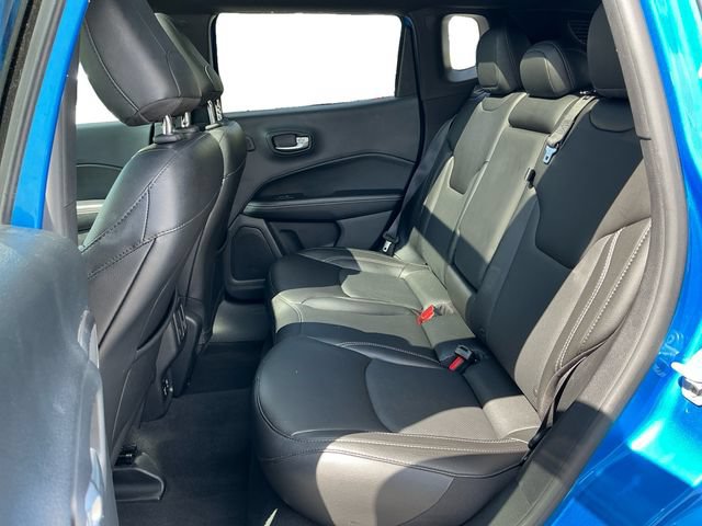 Used 2021 Jeep Compass Latitude w/ Sun and Sound Group AWD/4WD image 16