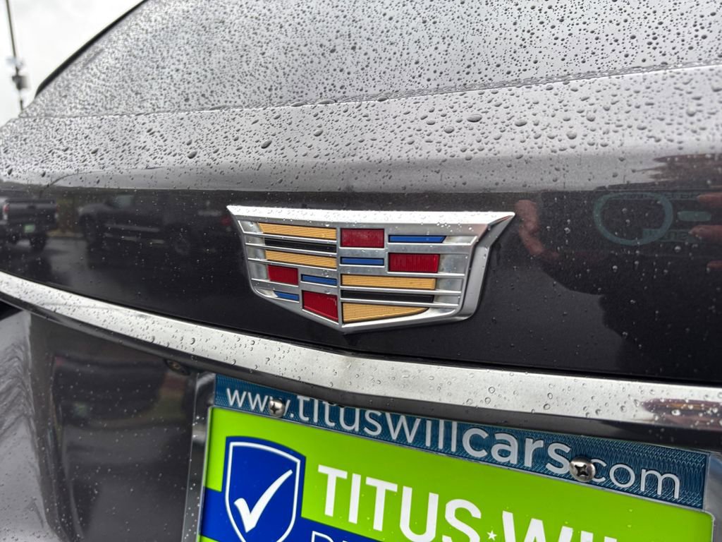 Used 2019 Cadillac XT5 Premium Luxury w/ LPO, Black Ice Package image 32