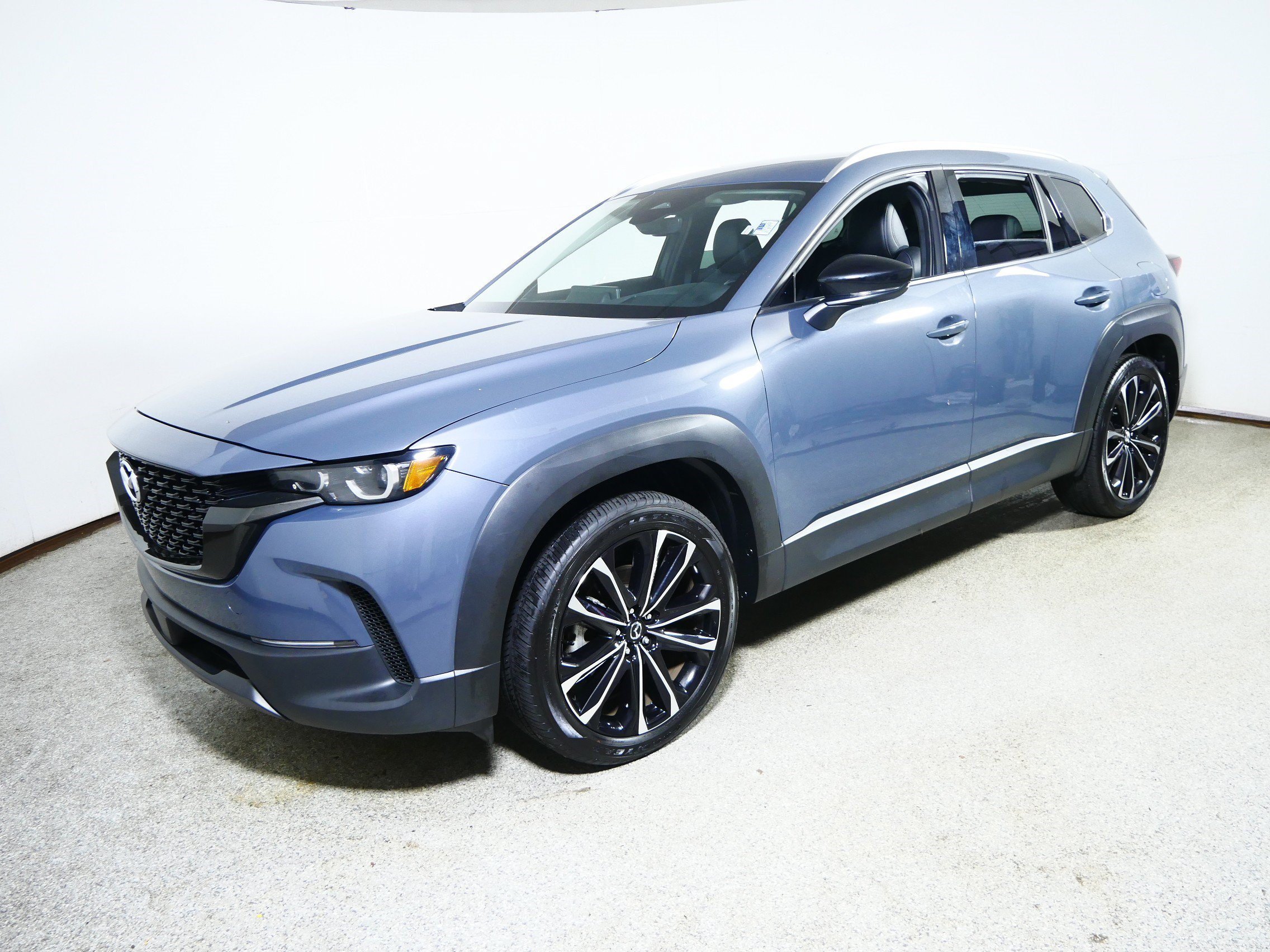 Used 2025 MAZDA CX-50 AWD 2.5 S w/ Premium Plus Pkg image 3
