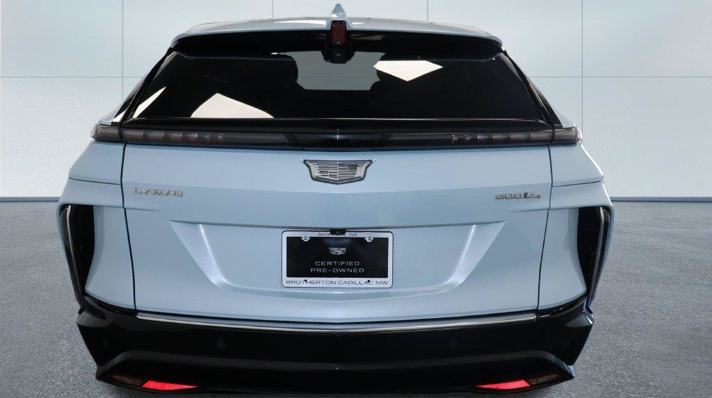 Certified 2024 Cadillac Lyriq Luxury AWD/4WD image 19