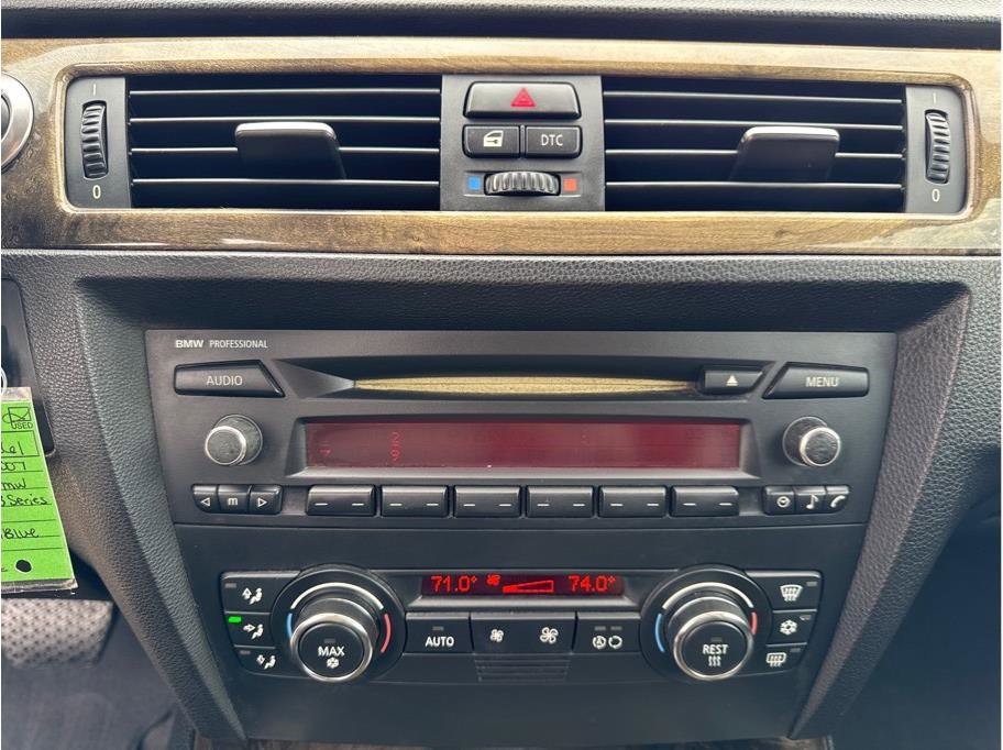 Used 2007 BMW 335i Convertible image 19