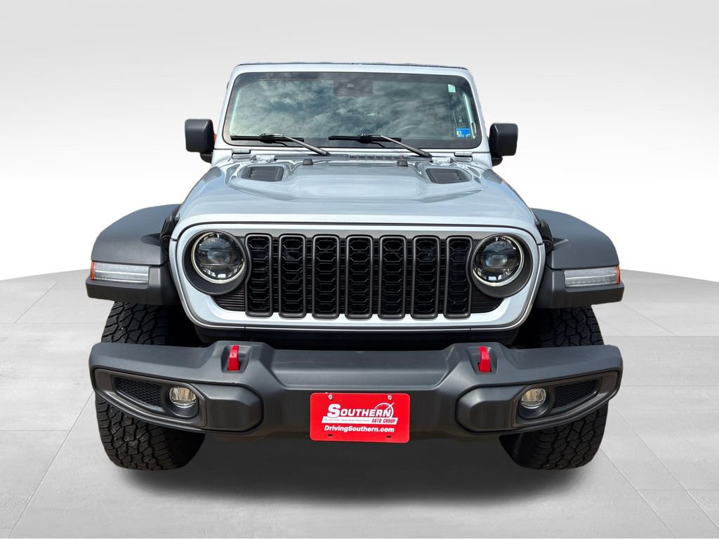 Used 2024 Jeep Wrangler Unlimited Rubicon AWD/4WD image 9