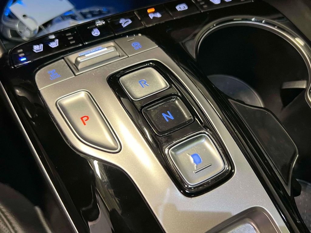 Used 2023 Hyundai Tucson Limited image 33