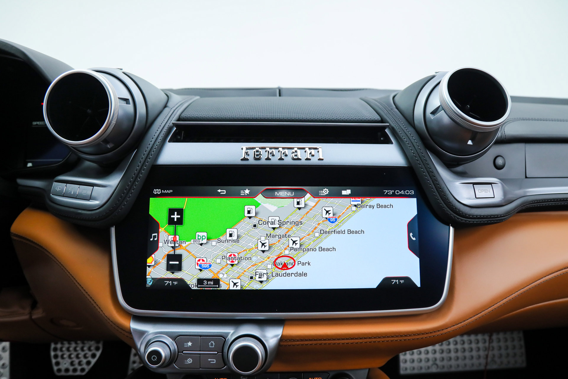 Certified 2018 Ferrari GTC4Lusso image 30