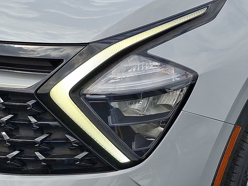 Certified 2023 Kia Sportage X-Line AWD/4WD image 9
