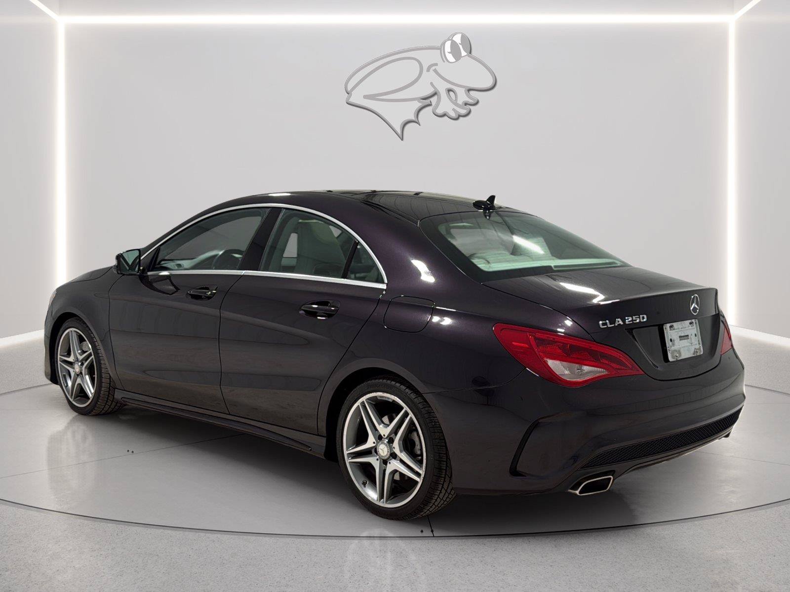 Used 2014 Mercedes-Benz CLA 250 image 3