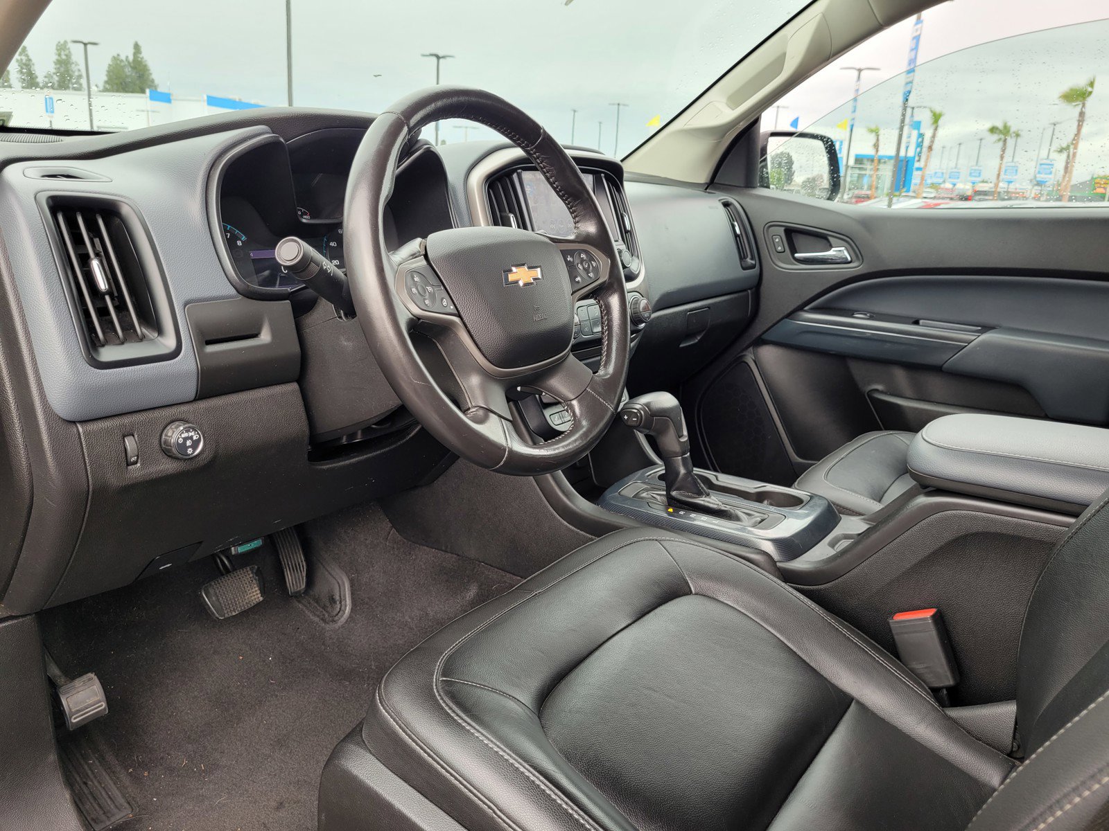 Used 2019 Chevrolet Colorado Z71 w/ Z71 Midnight Edition image 9