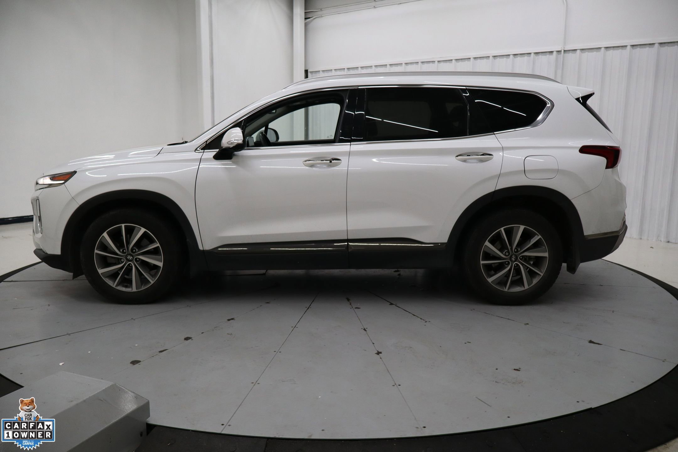 Used 2020 Hyundai Santa Fe Limited image 9