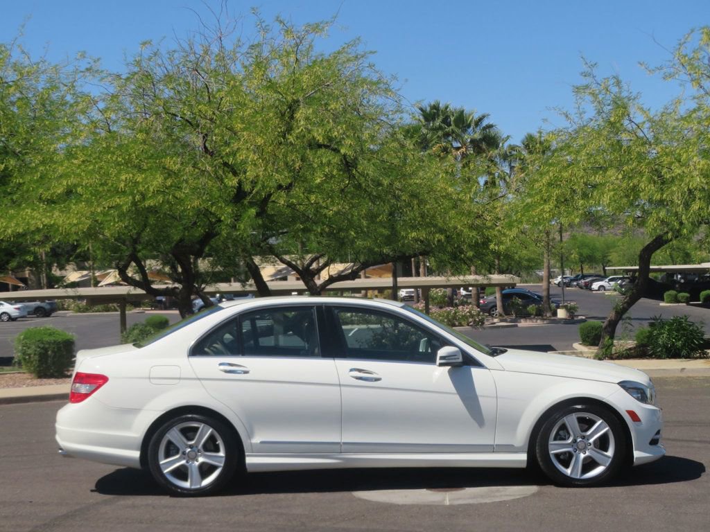 Used 2011 Mercedes-Benz C 300 Sedan image 3