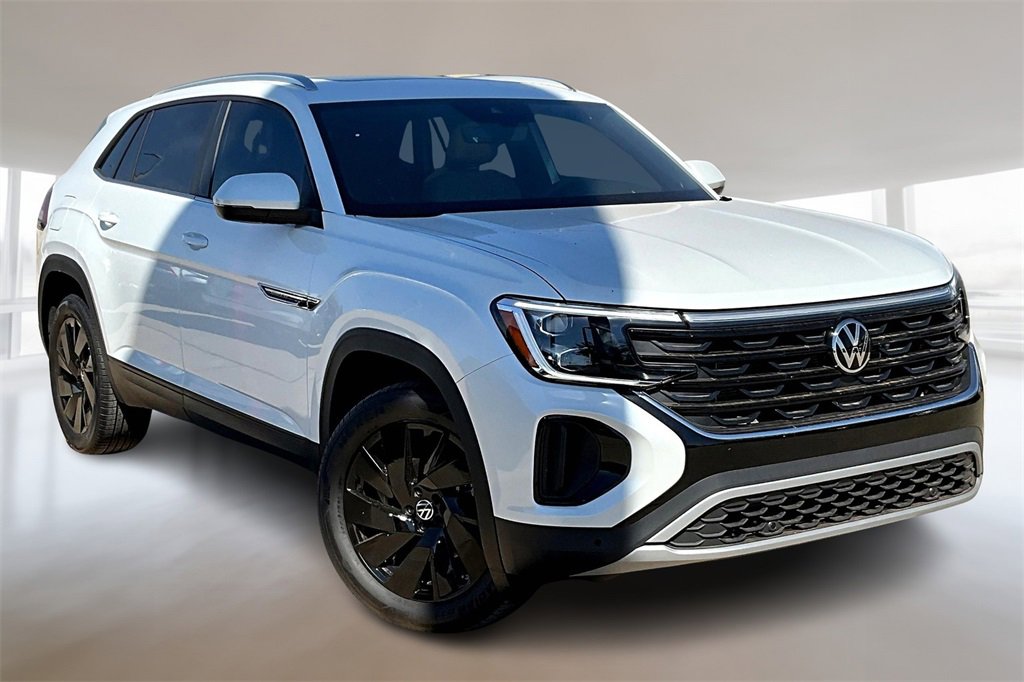 New 2026 Volkswagen Atlas Cross Sport SE image 2