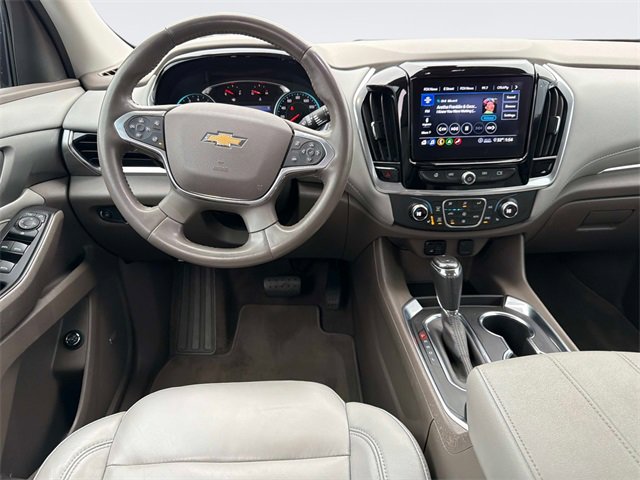 Used 2020 Chevrolet Traverse LT w/ LT Premium Package image 16