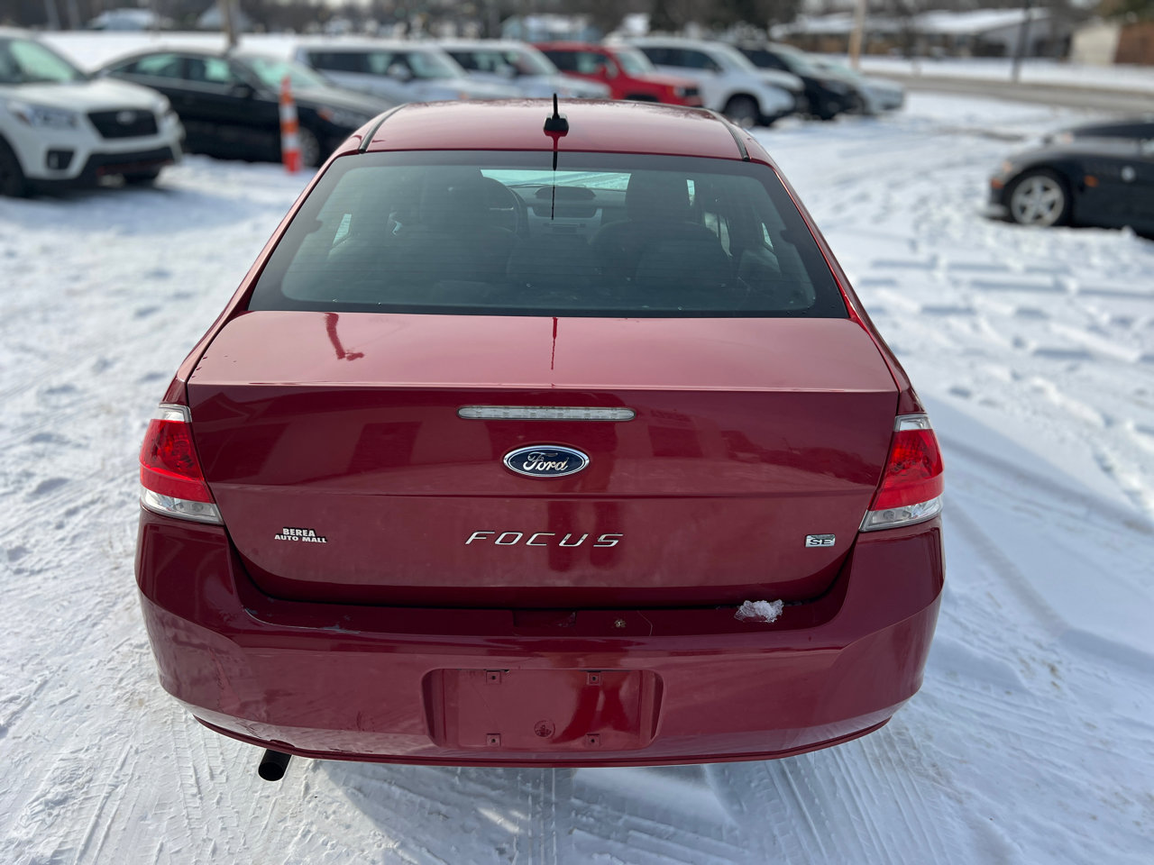 Used 2010 Ford Focus SE image 10