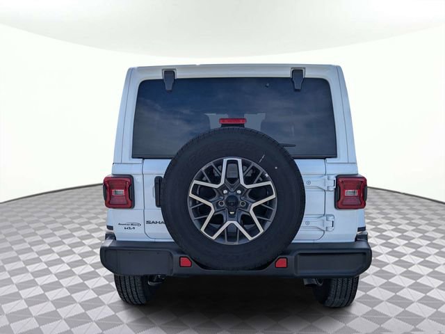 Used 2025 Jeep Wrangler Unlimited Sahara AWD/4WD image 4