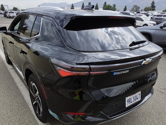 Used 2025 Chevrolet Equinox EV LT w/ Convenience Package image 5