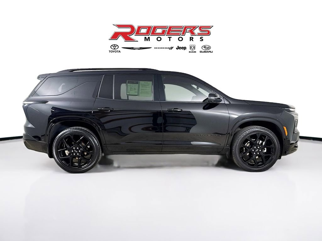 Used 2025 Chevrolet Traverse RS w/ LPO, Floor Liner Package AWD/4WD image 14