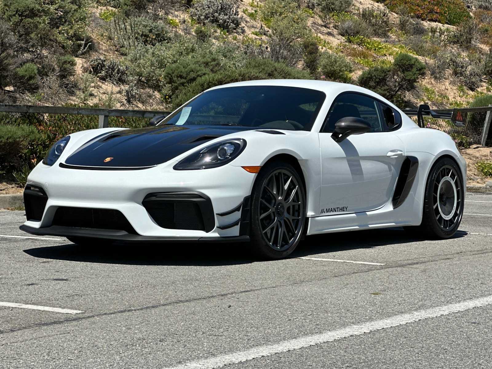 Used 2024 Porsche 718 Cayman GT4 RS RWD image 1