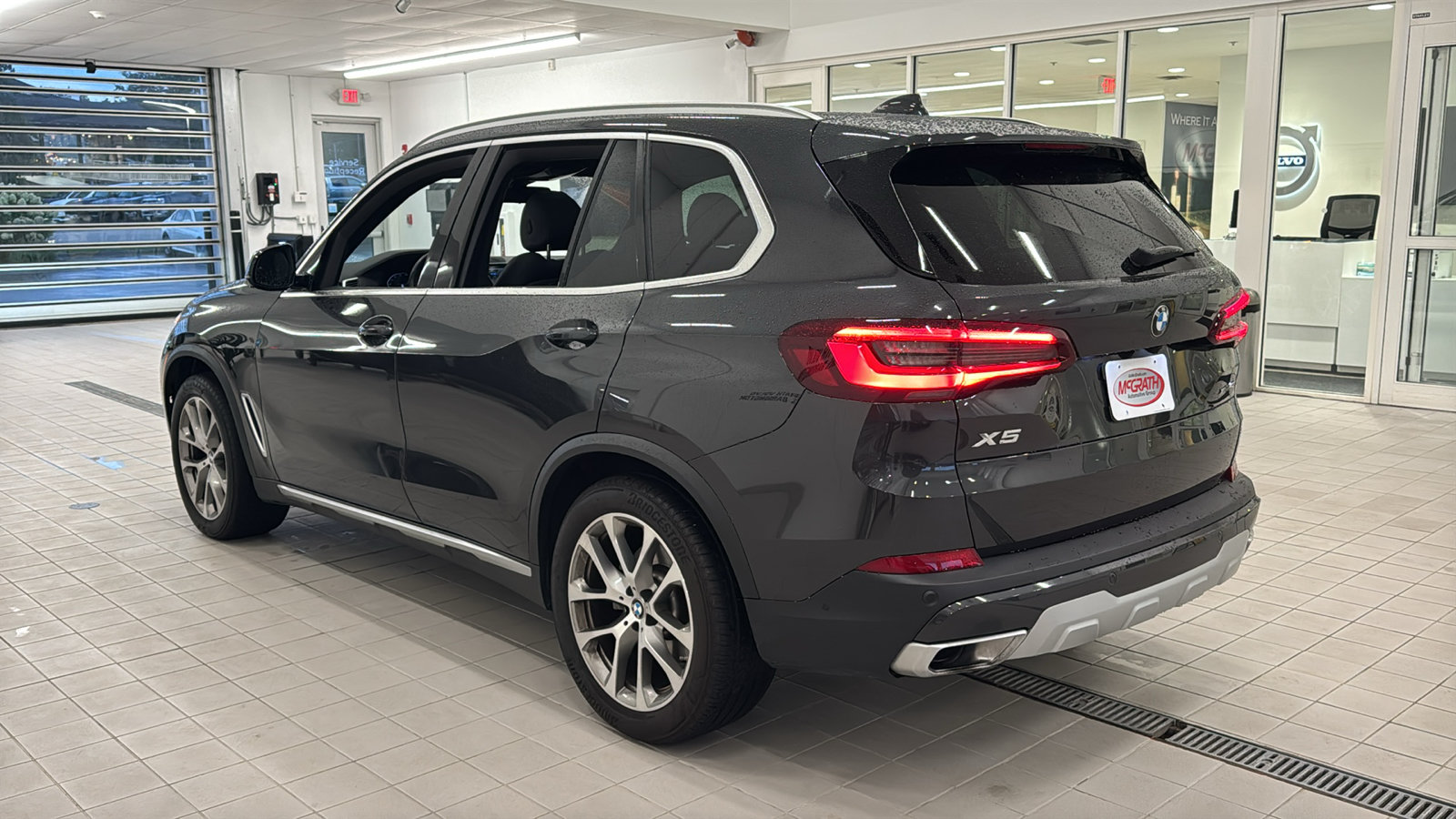 Used 2023 BMW X5 xDrive40i w/ Premium Package AWD/4WD image 7