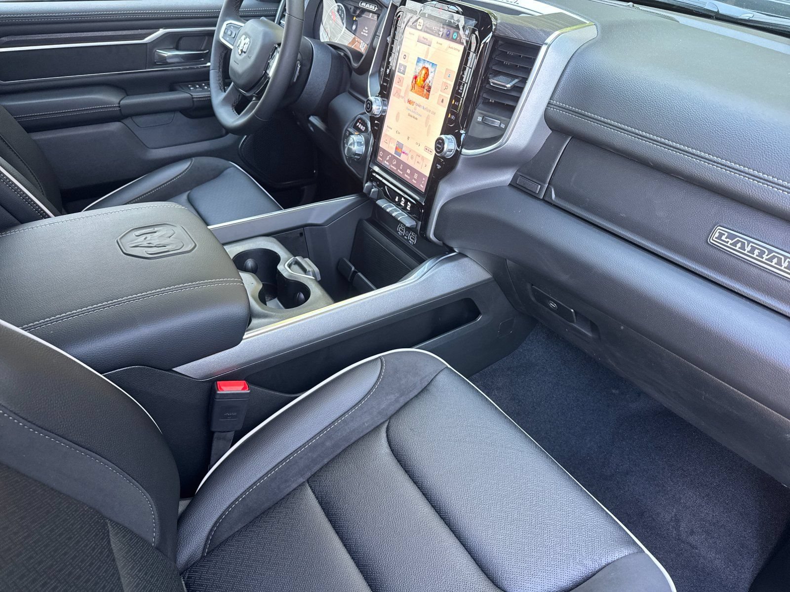 New 2026 RAM 1500 Laramie w/ Night Edition AWD/4WD image 15