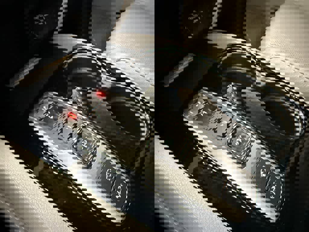 Used 2022 Honda Pilot Elite image 17