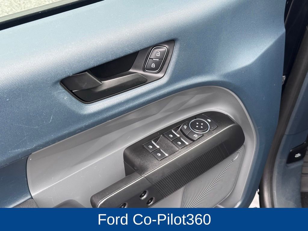 Used 2022 Ford Maverick XL image 11