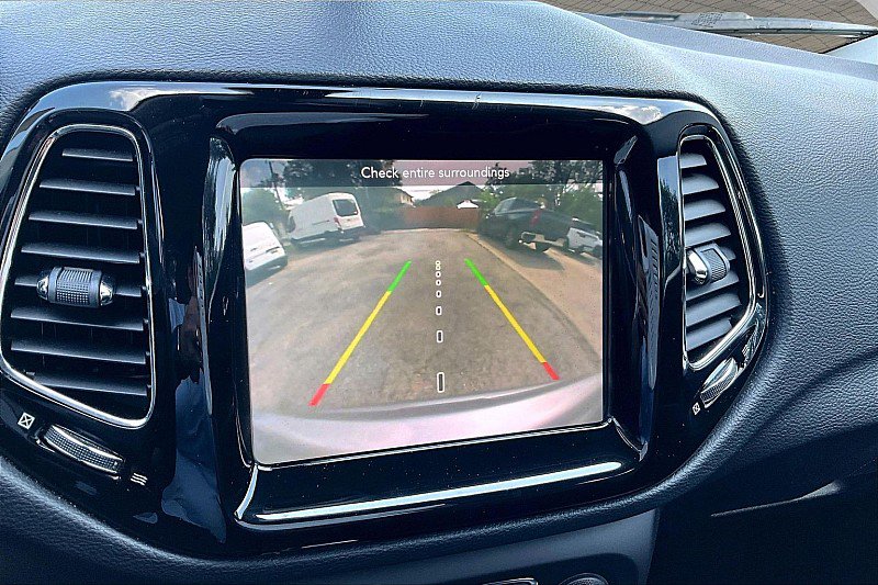 Used 2019 Jeep Compass Limited FWD image 20