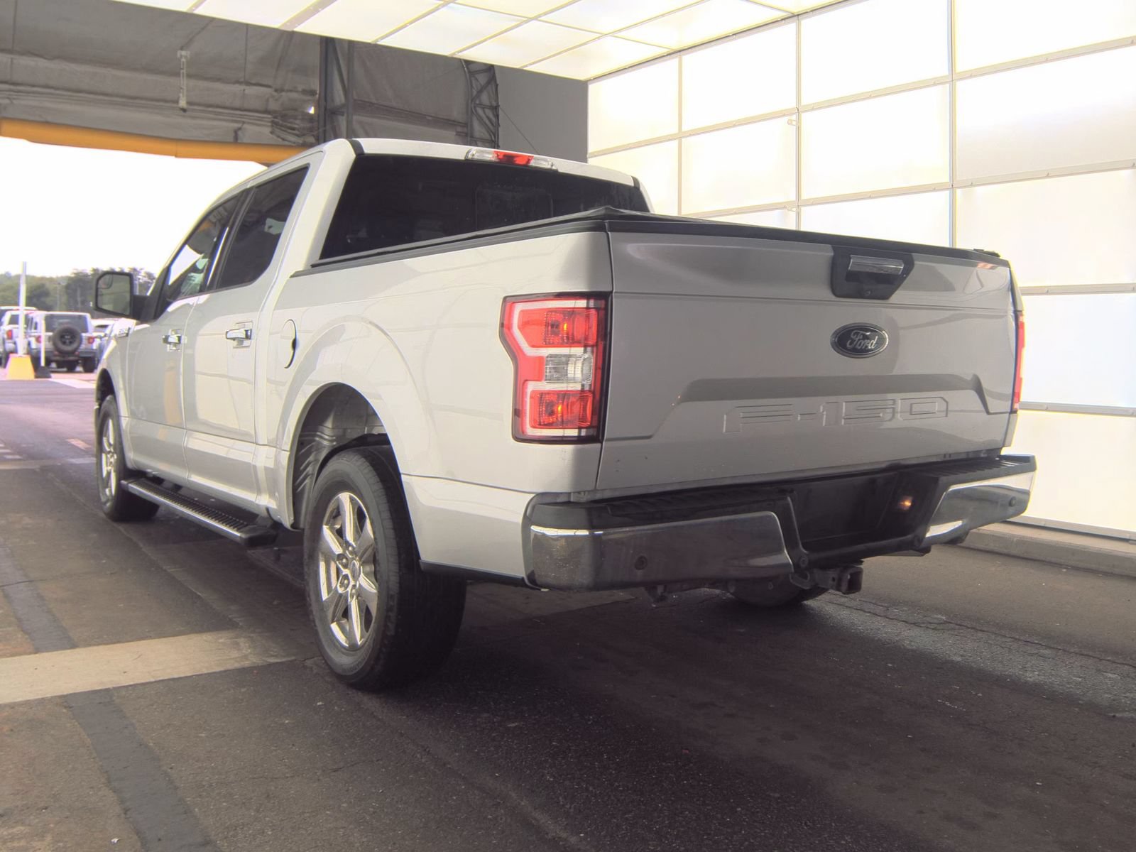 Used 2018 Ford F150 XLT w/ Equipment Group 302A Luxury RWD image 6
