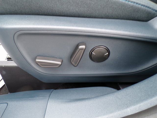 New 2025 Ford Maverick XLT w/ XLT Luxury Package image 14