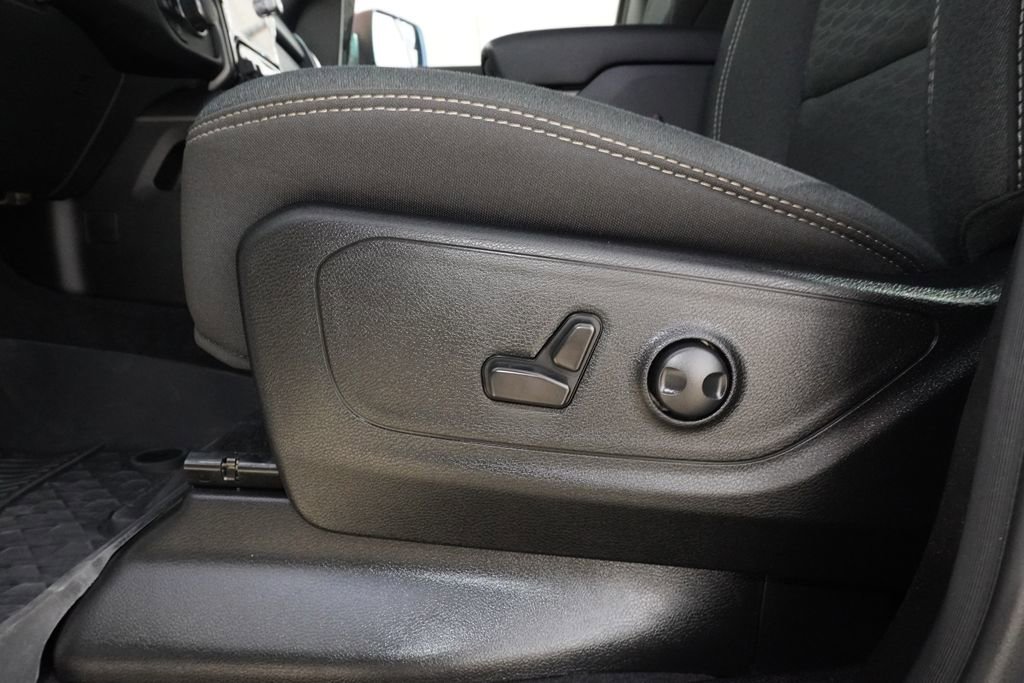 Used 2025 RAM 1500 Lone Star image 29