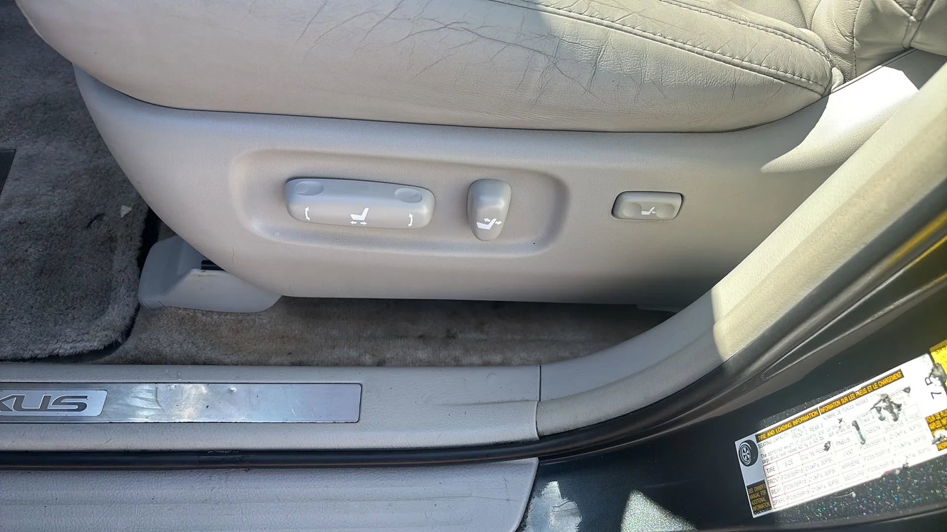 Used 2007 Lexus RX 400h AWD image 25