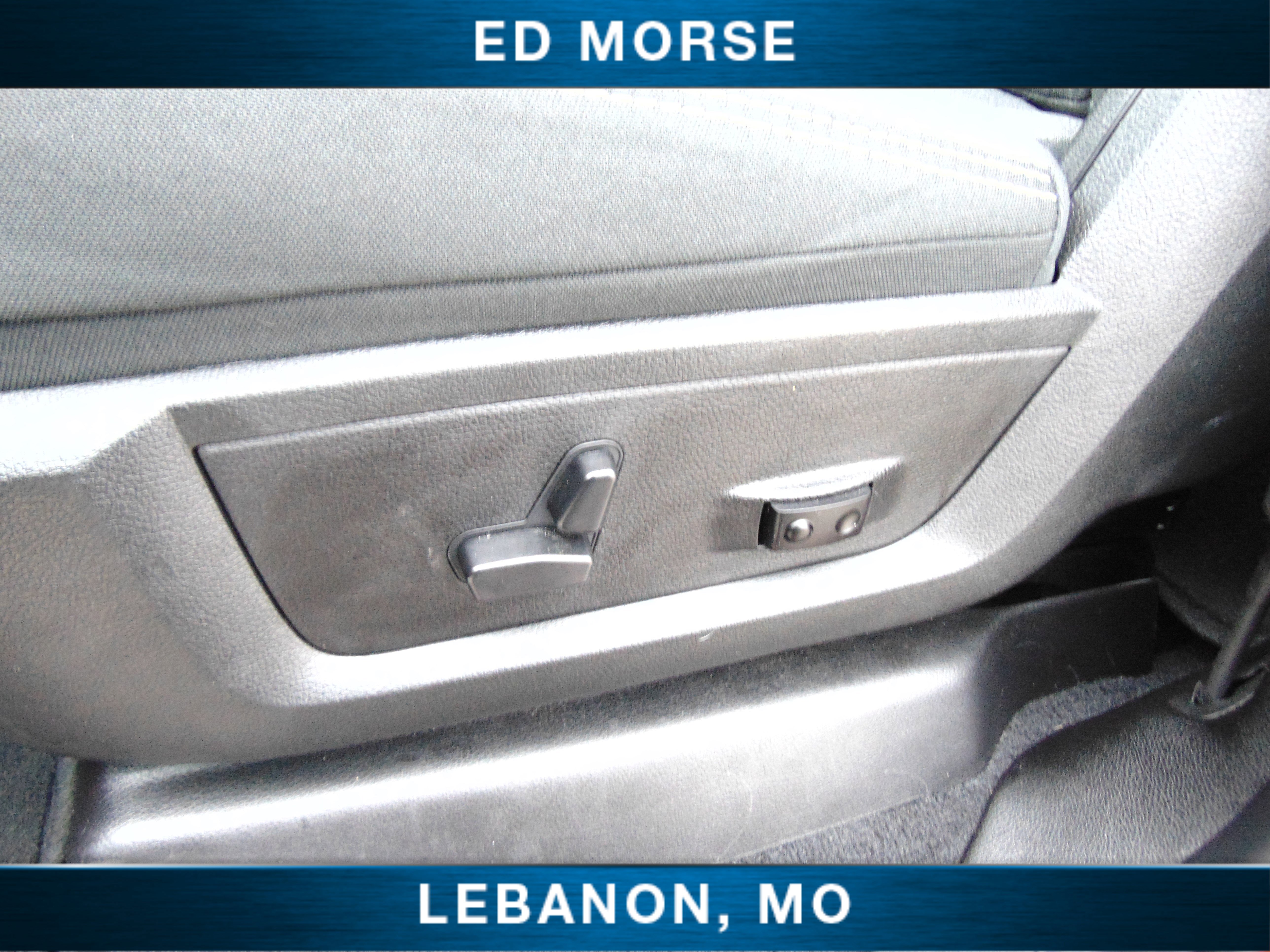 Used 2024 RAM 2500 Big Horn w/ Sport Appearance Package image 22