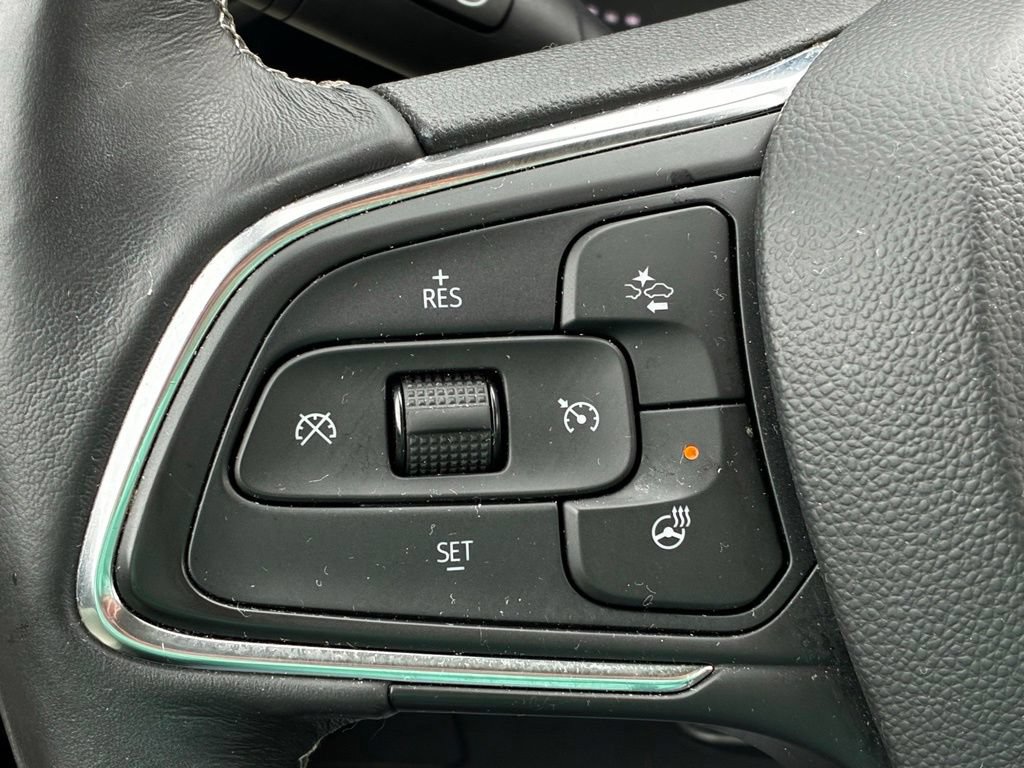 Used 2020 Buick Encore GX Essence w/ Advanced Technology Package AWD/4WD image 16