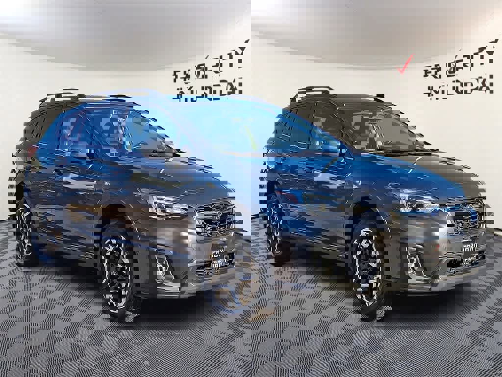 Used 2020 Subaru Crosstrek 2.0i Limited w/ Moonroof Package w/Navigation image 3