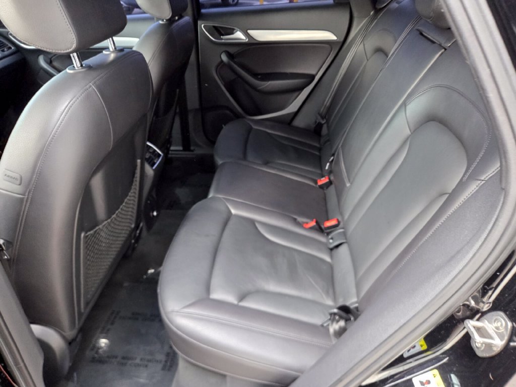 Used 2018 Audi Q3 2.0T Premium w/ Convenience Package FWD image 15