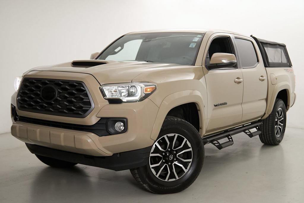 Used 2020 Toyota Tacoma TRD Sport AWD/4WD image 2