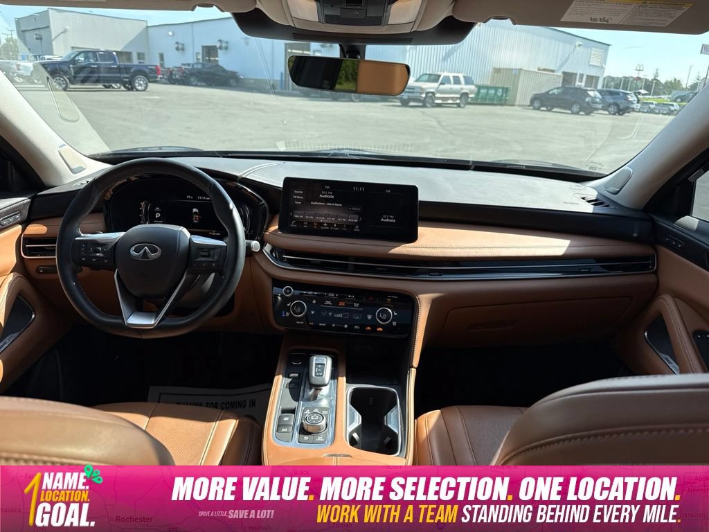 Used 2023 INFINITI QX60 Sensory w/ Cargo Package AWD/4WD image 15