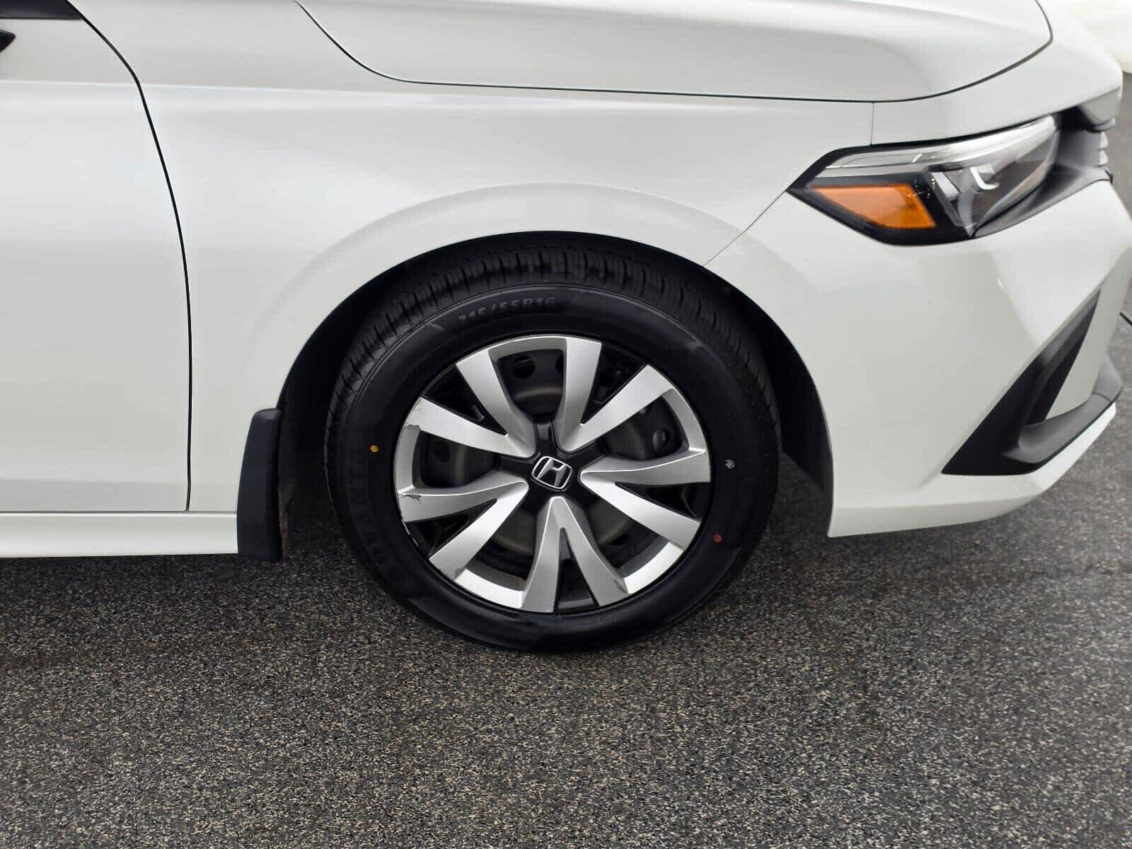 Used 2023 Honda Civic LX image 9