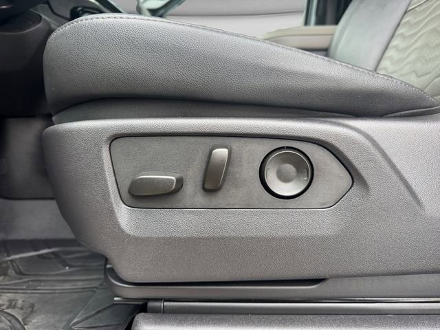 Used 2024 Chevrolet Silverado 2500 ZR2 w/ Snow Plow Prep/Camper Package AWD/4WD image 26