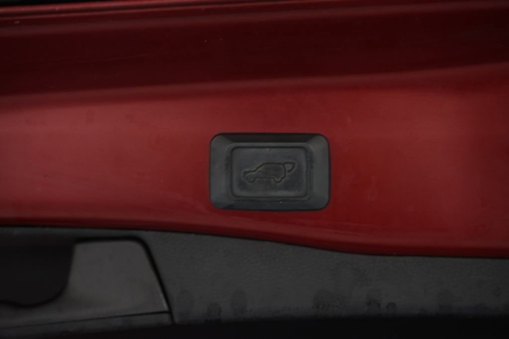 Certified 2021 Toyota RAV4 XLE Premium image 34