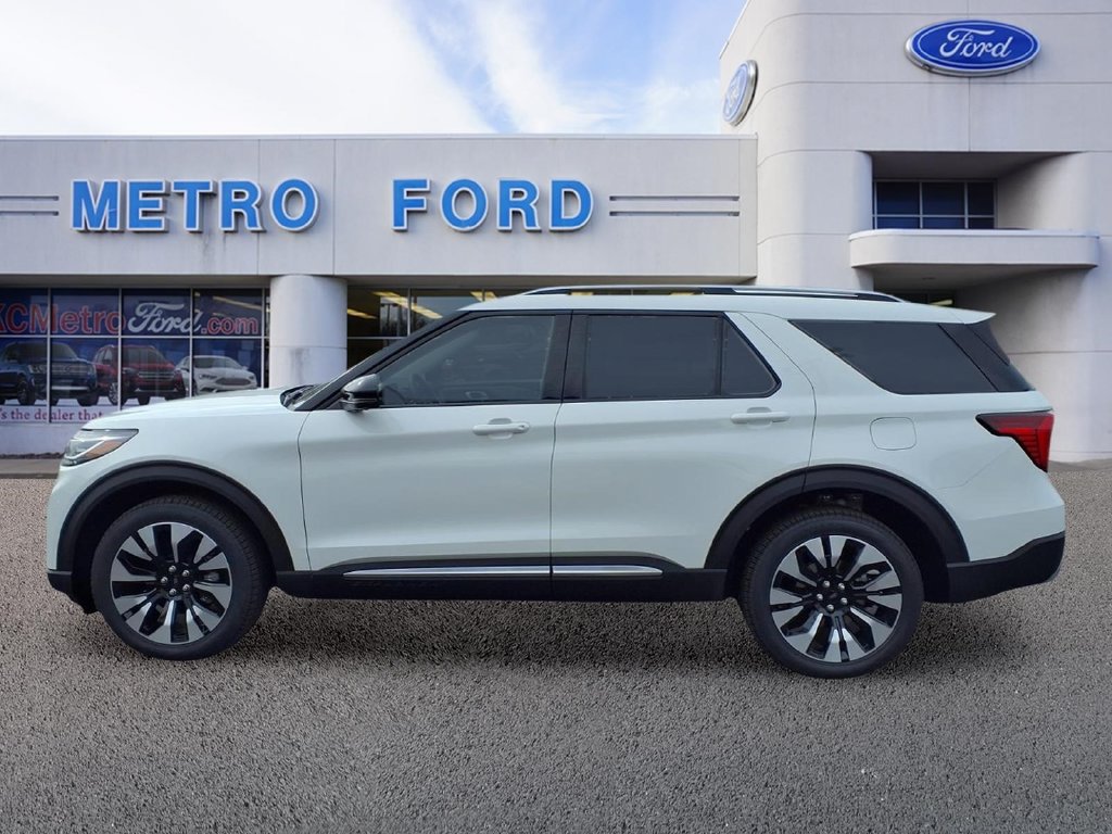 New 2026 Ford Explorer Platinum w/ LUX Leather Package AWD/4WD image 6
