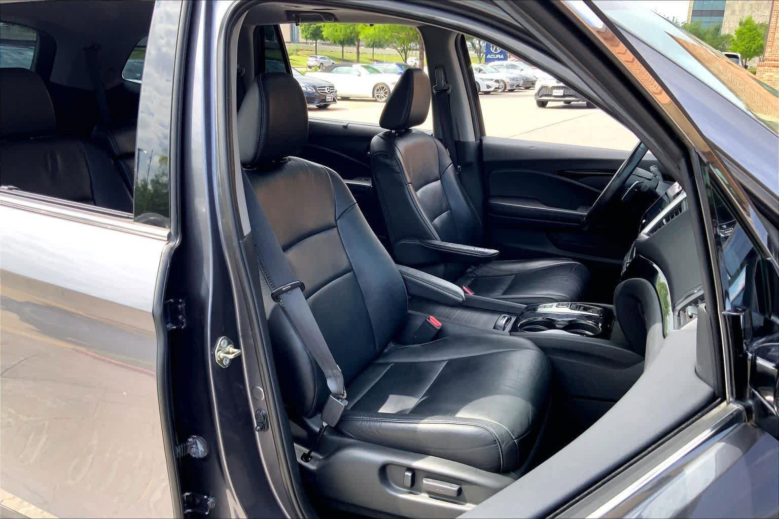 Used 2017 Honda Pilot Touring image 9