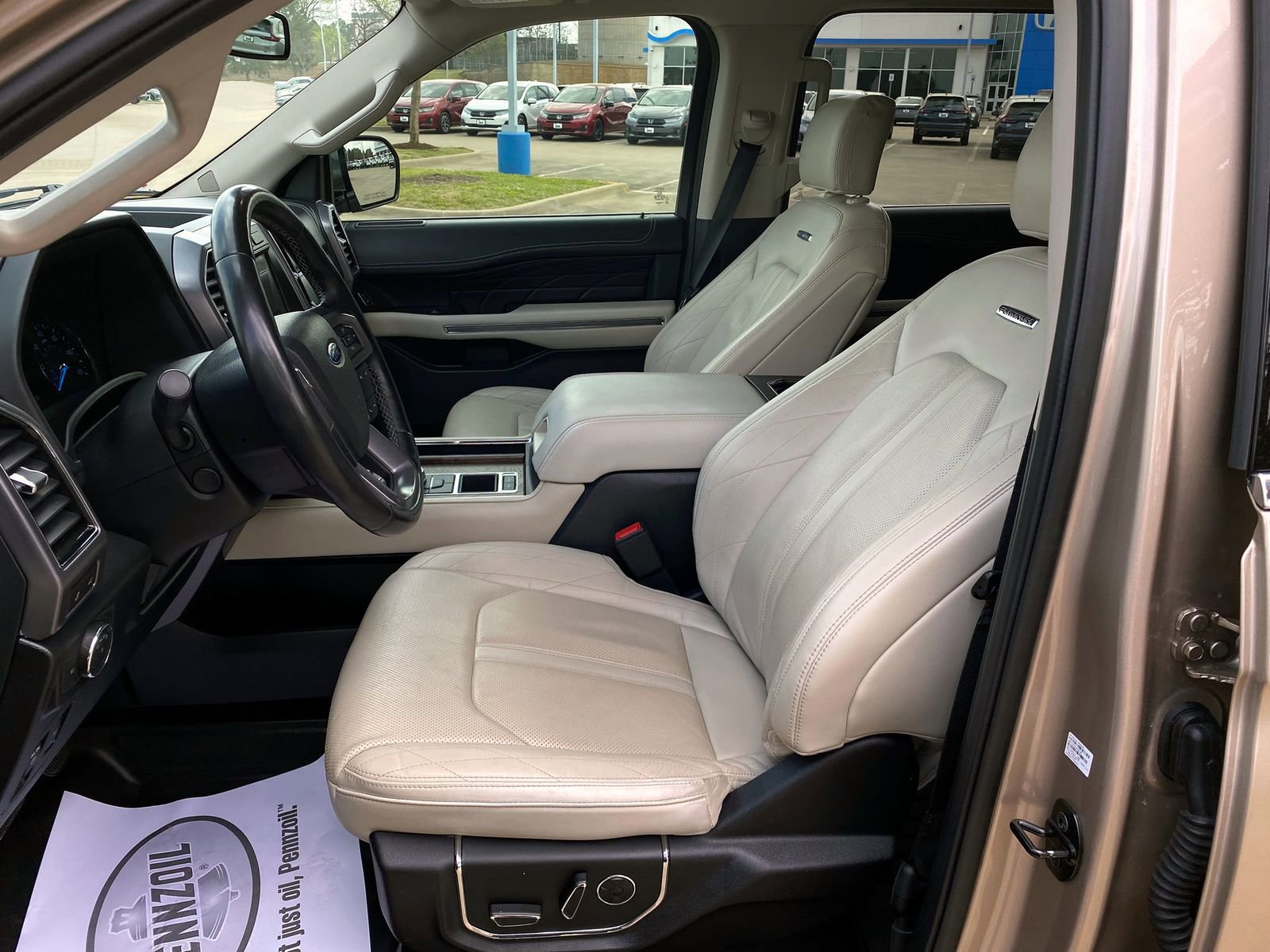 Used 2020 Ford Expedition Platinum image 11