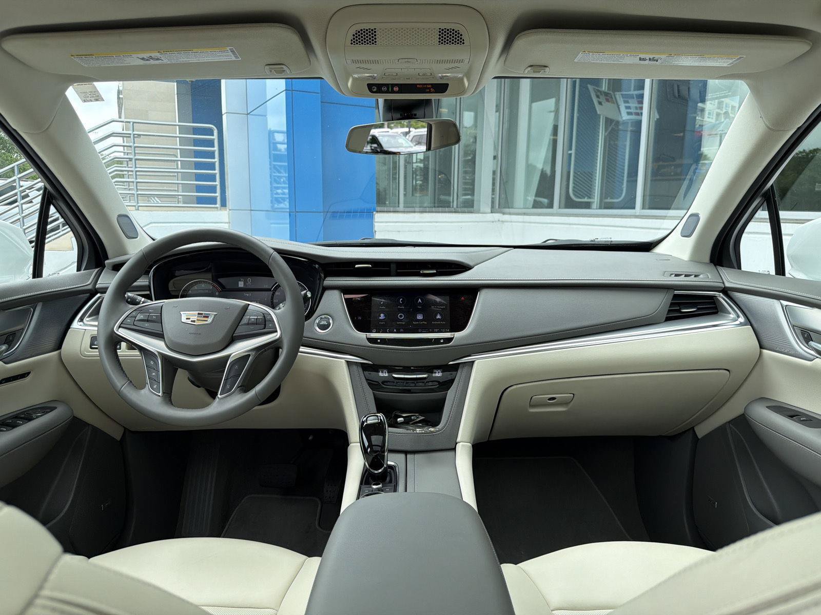 Used 2025 Cadillac XT5 Premium Luxury AWD/4WD image 26