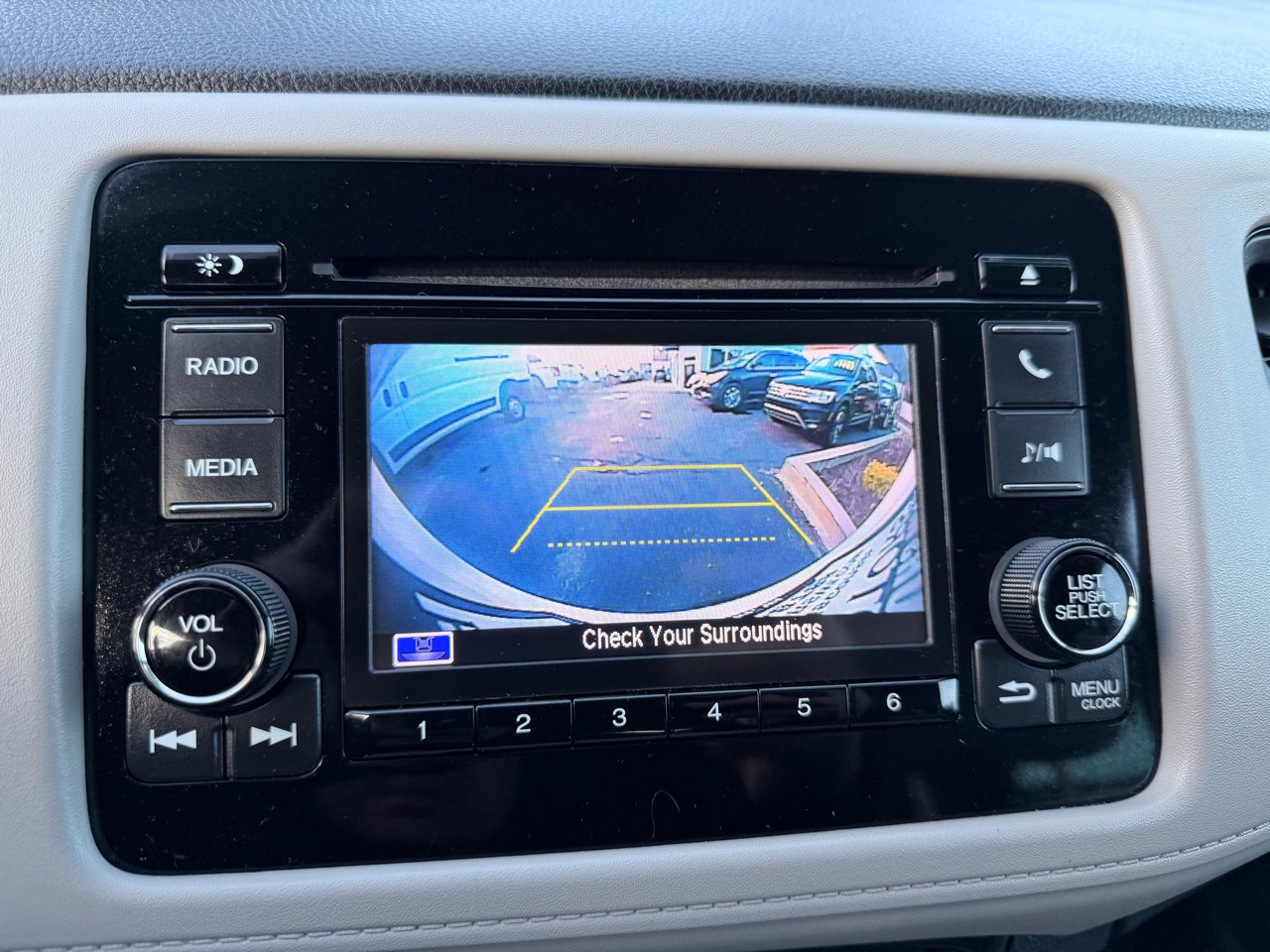 Used 2021 Honda HR-V LX image 12