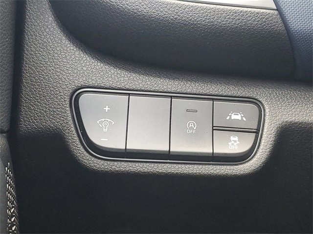 Certified 2023 Kia Seltos S w/ Navigation Package image 18