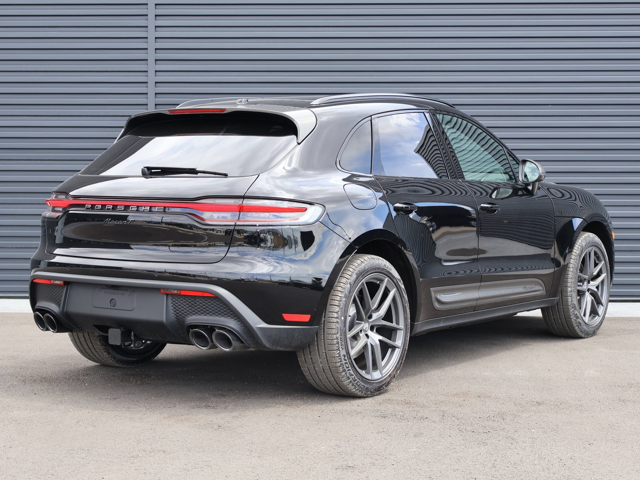 New 2026 Porsche Macan Turbo AWD/4WD image 9