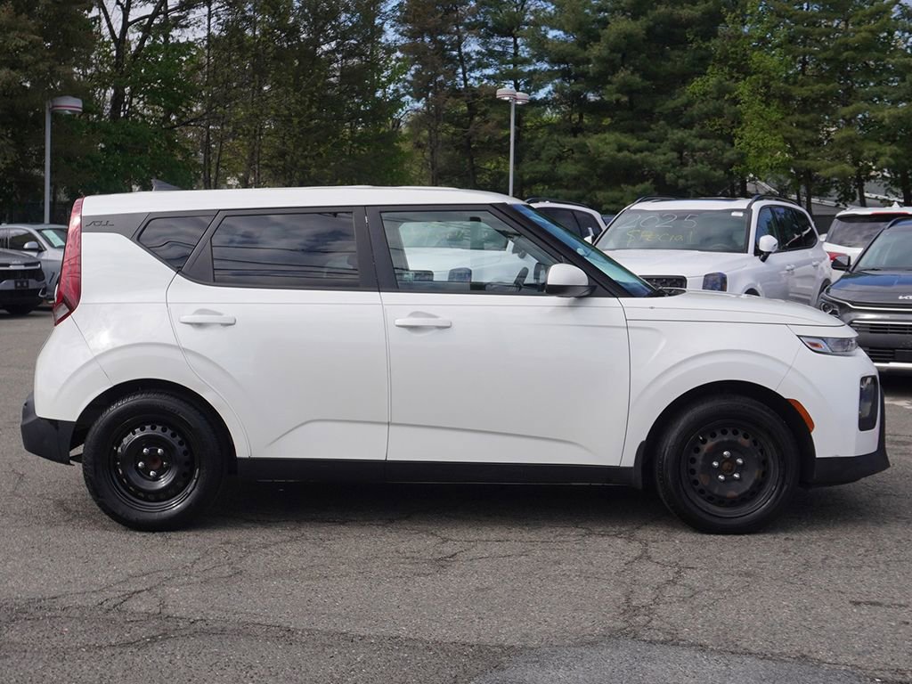 Used 2020 Kia Soul LX FWD image 13