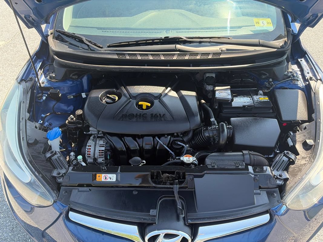Used 2016 Hyundai Elantra SE FWD image 26